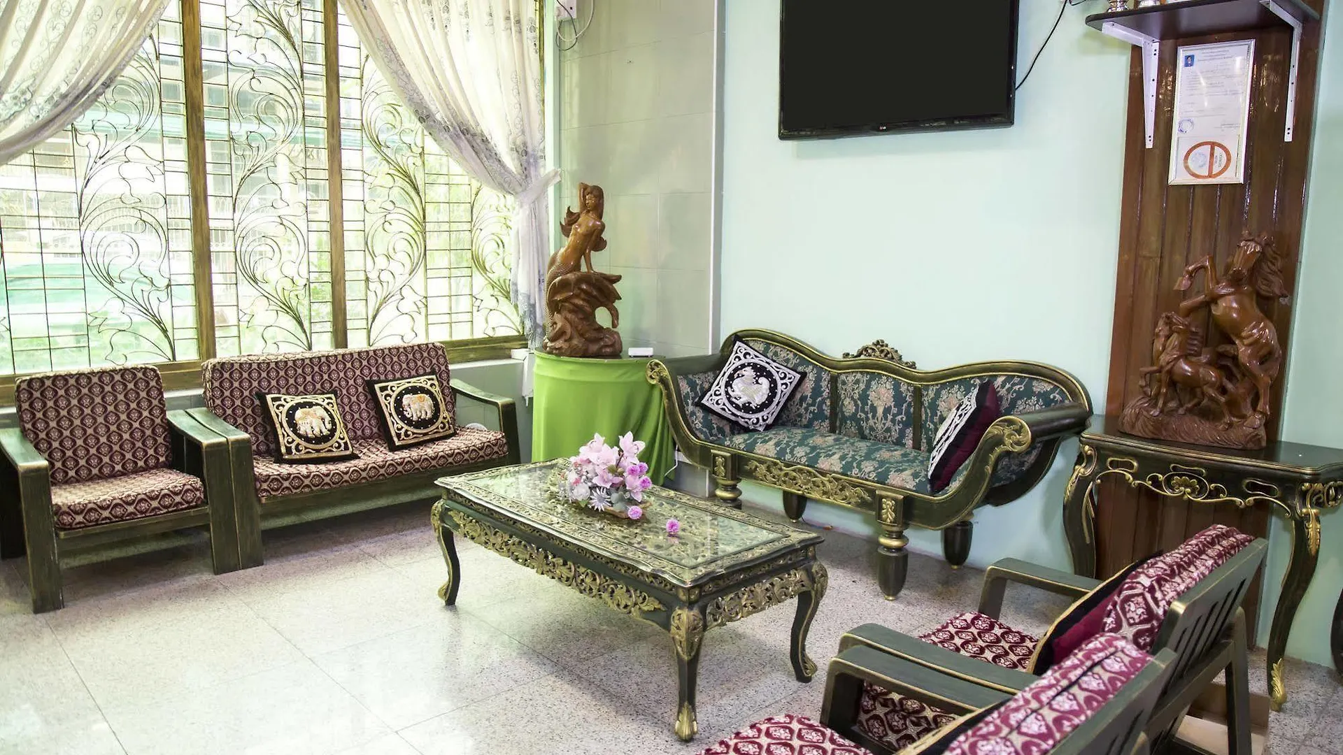 Akt Hotel Yangon 3*,