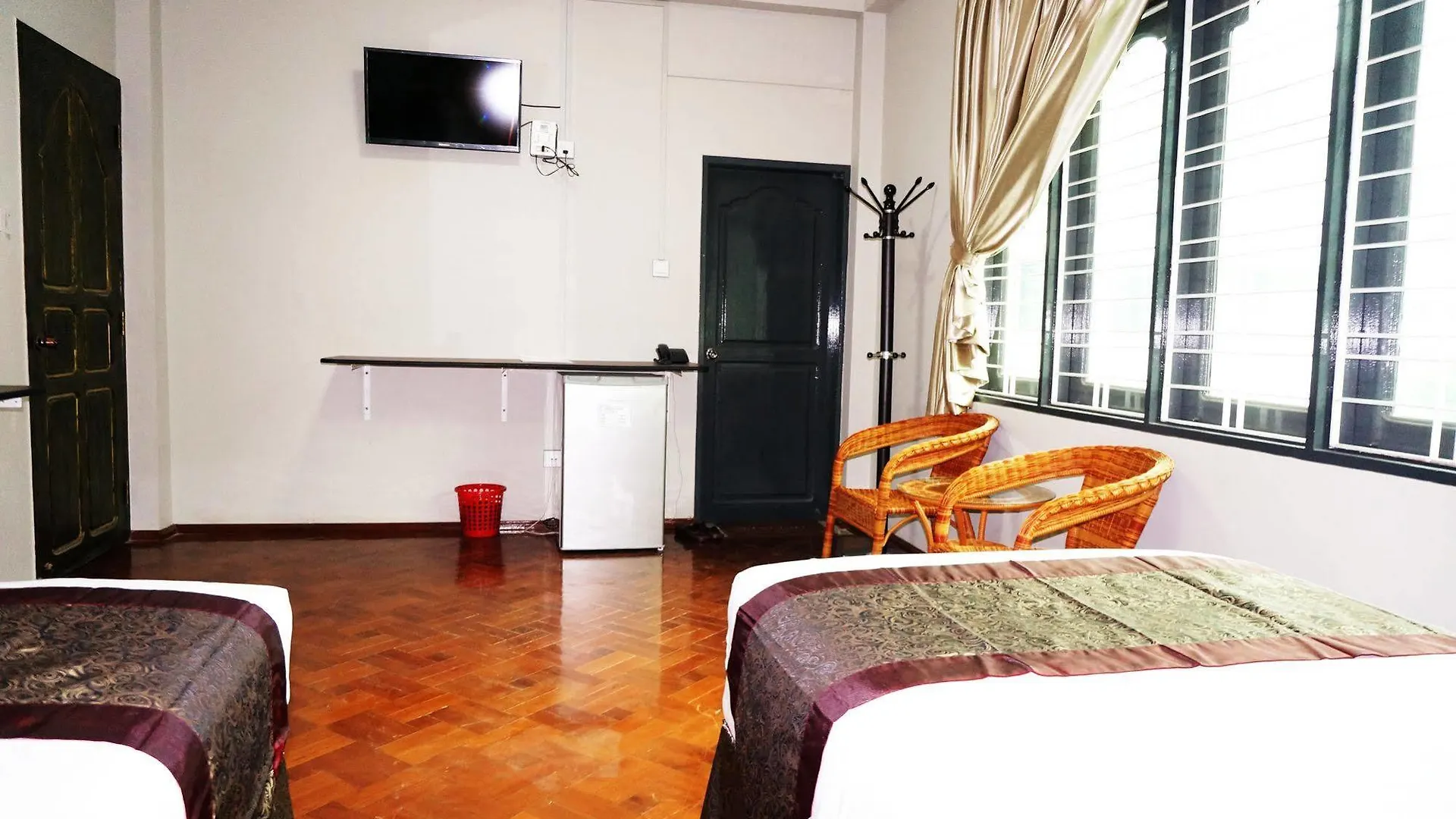 Akt Hotel Yangon