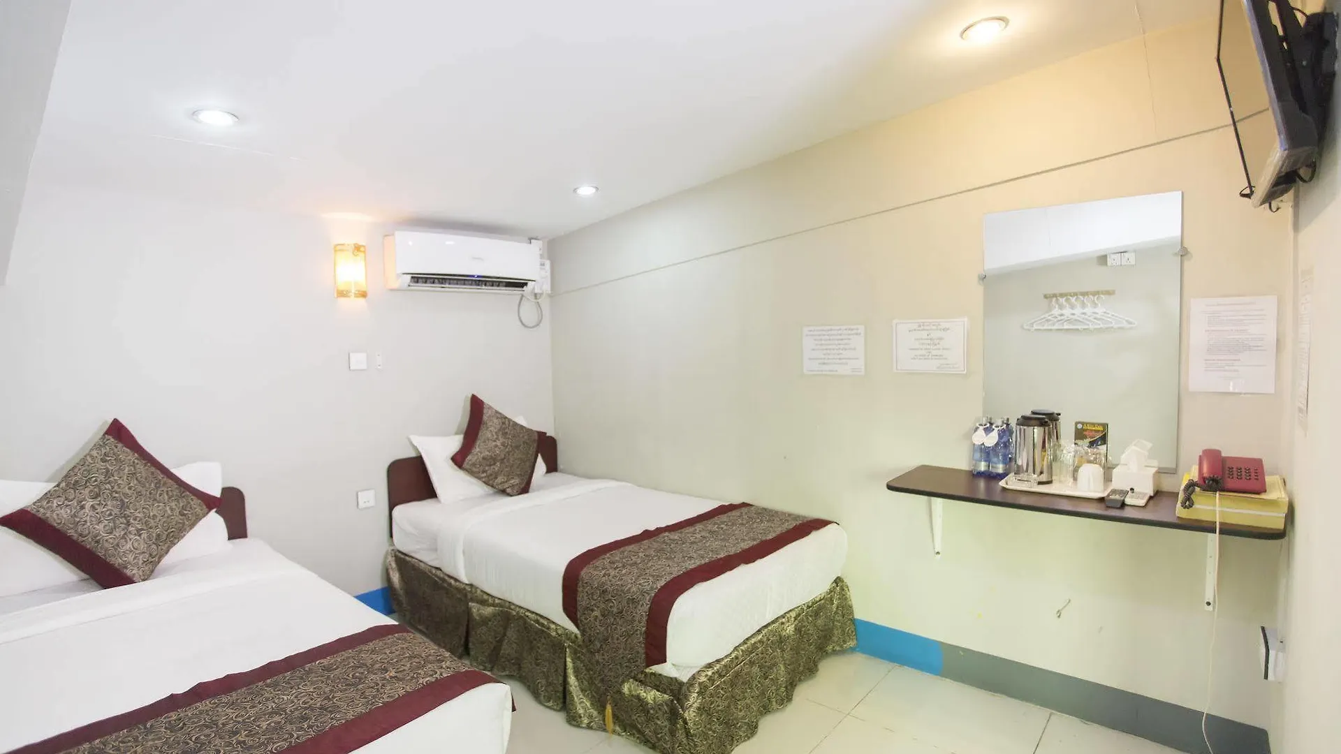 Akt Hotel 양곤