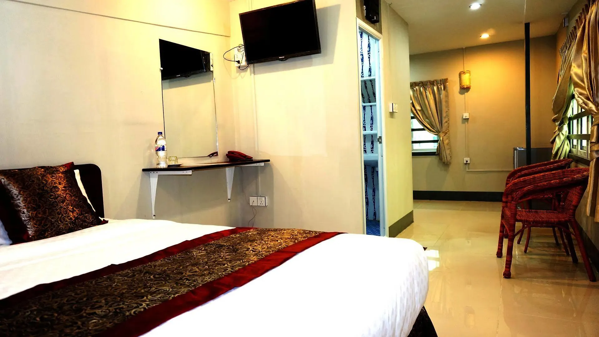 Akt Hotel Yangon